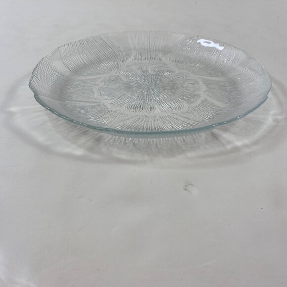 Arcoroc Fleur Canterbury Crocus Set 6 Glass Dessert Plates Embossed Textured - Picture 3 of 7
